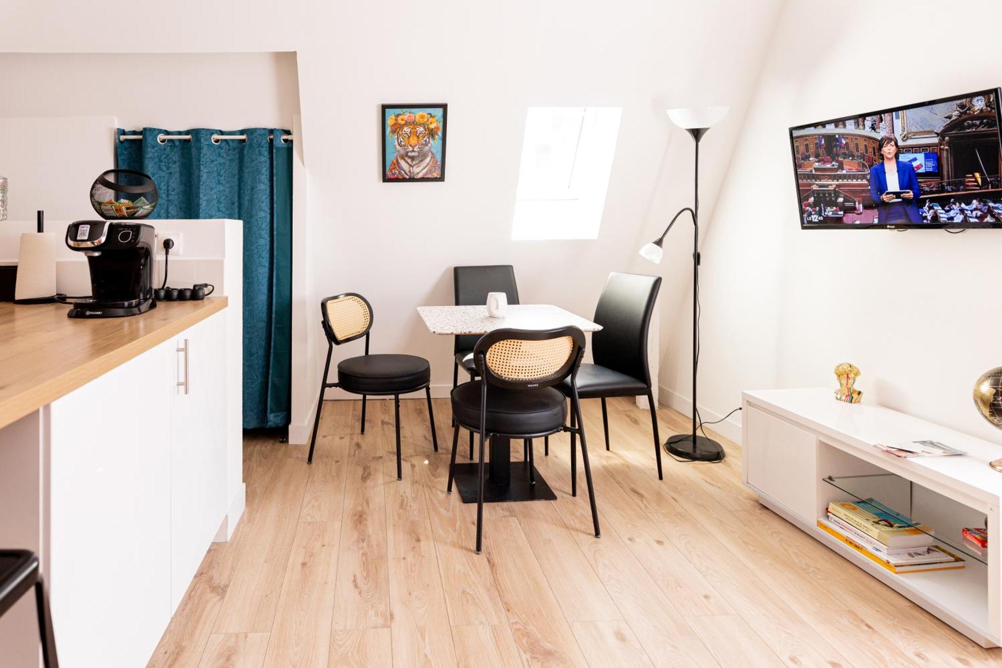 Appartement Mirabeau Sous Les Toits - *