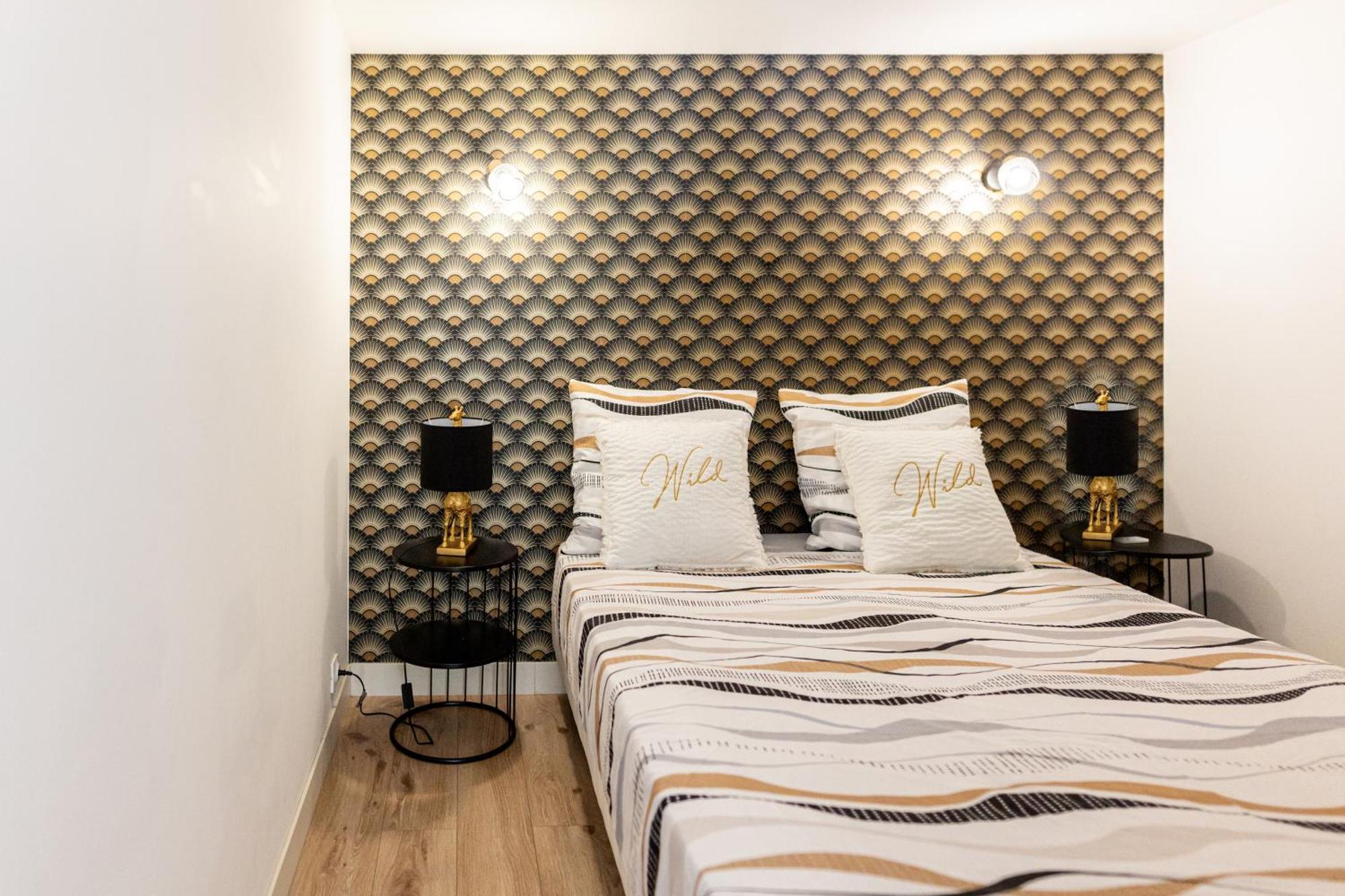 Apartment Mirabeau Sous Les Toits - *